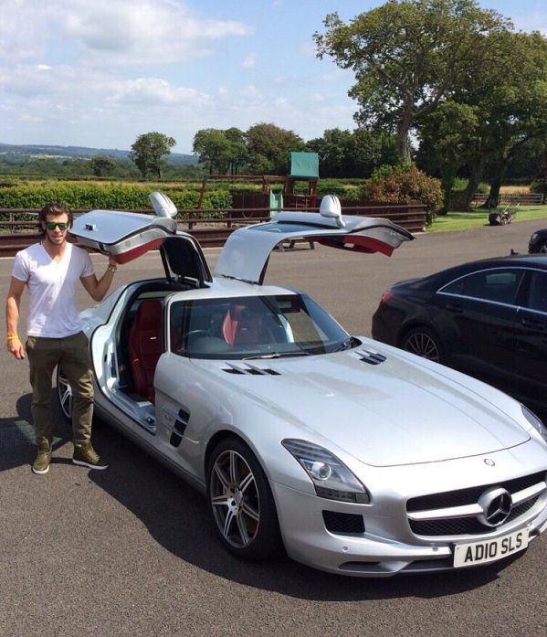 Gareth Bale Mercedes Benz SLS AMG